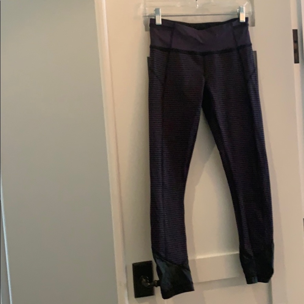 Lululemon speed up tight.